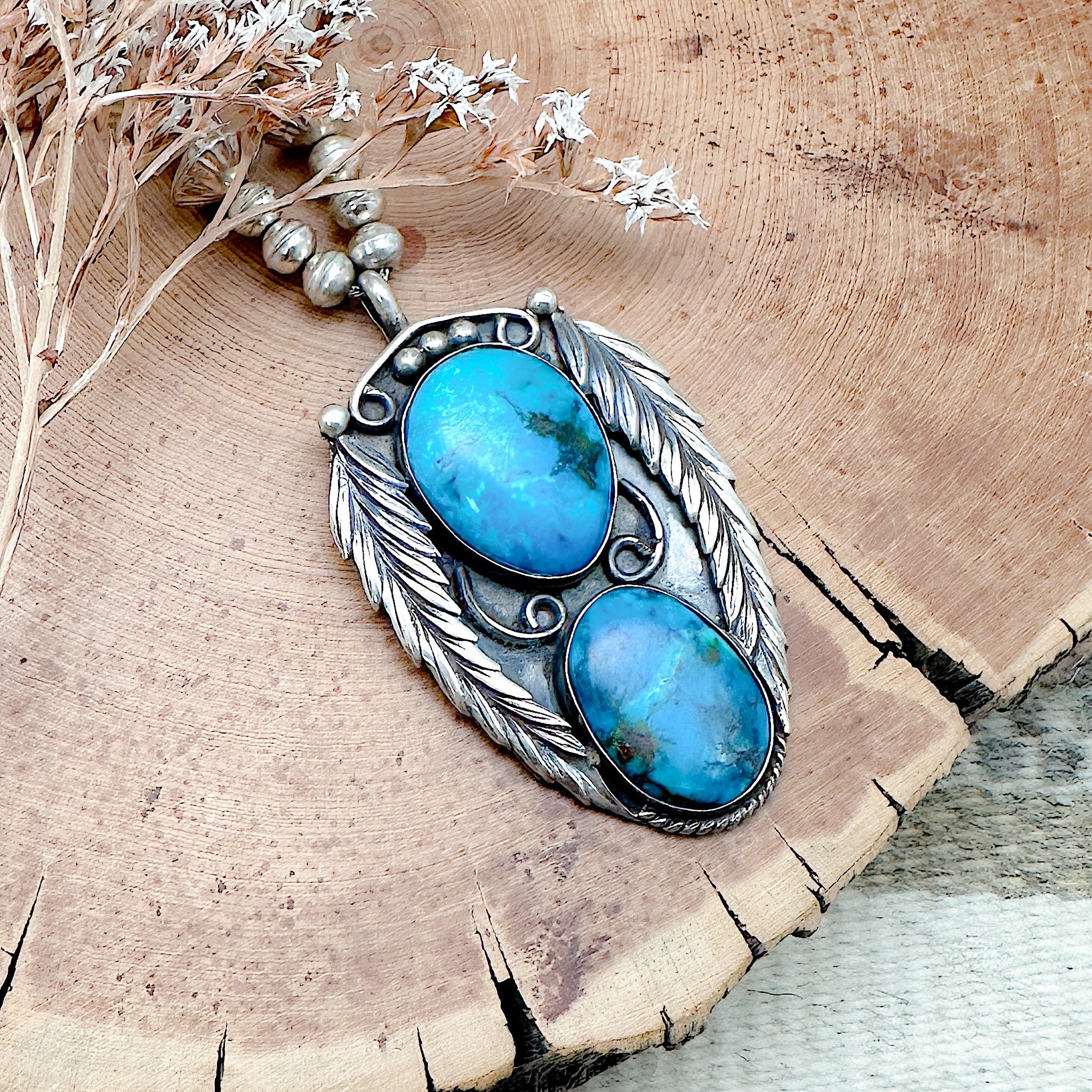 Rare Vintage Native American Navajo Turquoise Leaf Sterling Silver Necklace Rare Vintage Native American Navajo Turquoise Leaf Sterling Silver Necklace