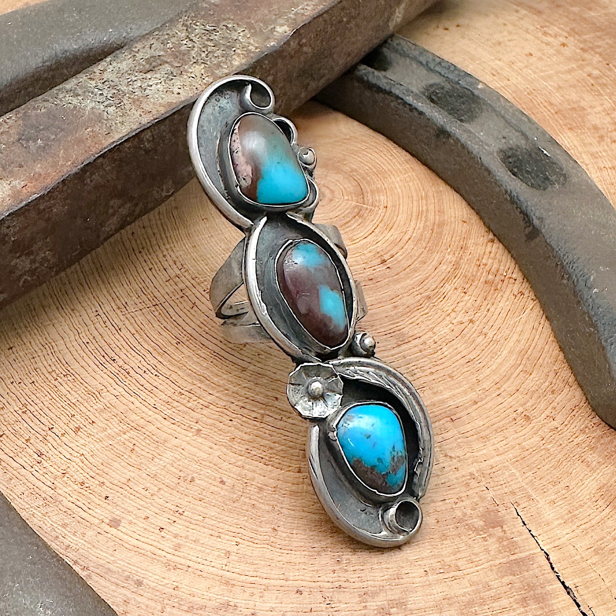 Vintage Bisbee Turquoise Ring Size 7 – Native Visions, LLC