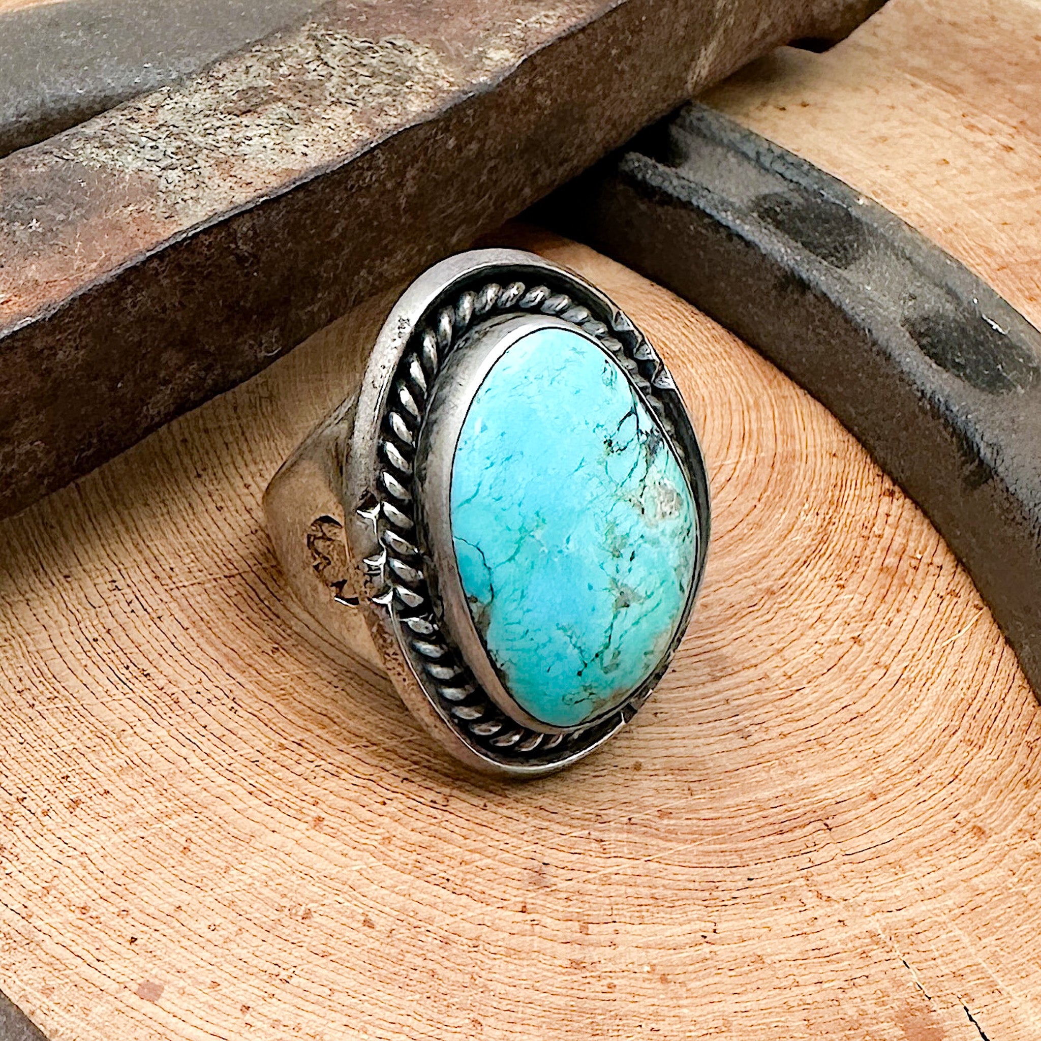 Lone Mountain Turquoise – Native Visions, LLC