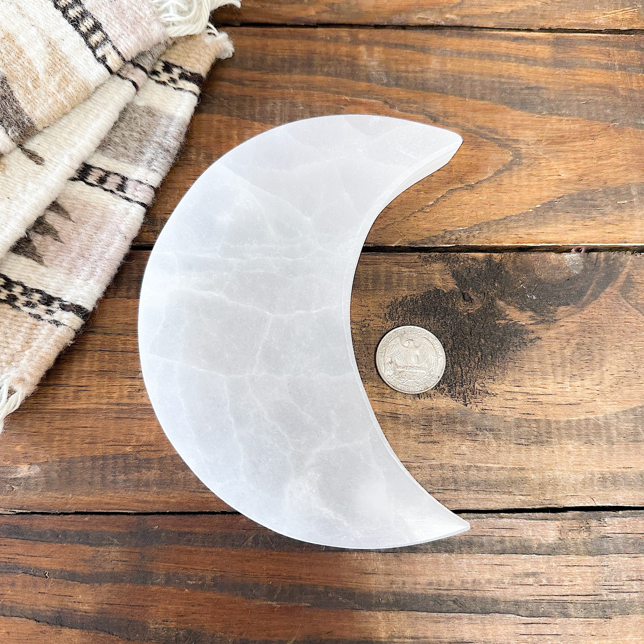 Selenite Moon Plate "Medium"