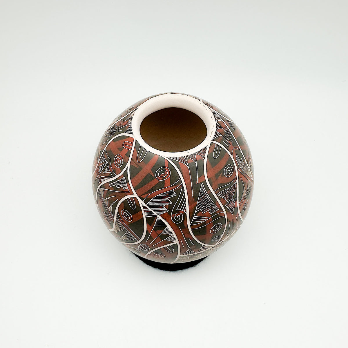 Mata Ortiz Pottery By Eduardo Quintana