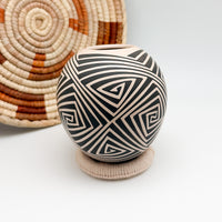 Mata Ortiz Pottery By Eduardo Lopez