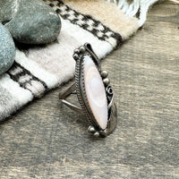 Vintage Pink Mother Of Pearl Ring Size 8-3/4