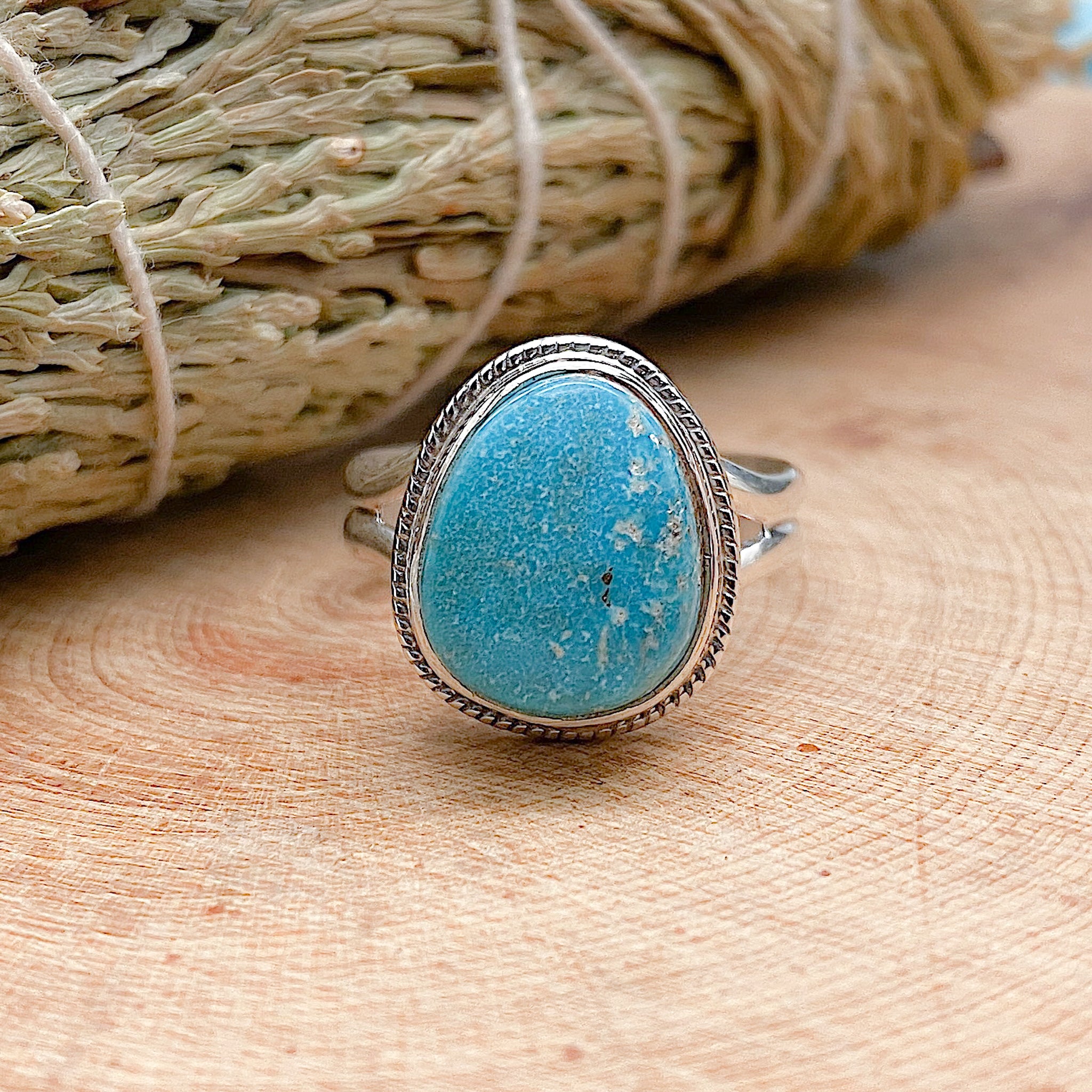 Kingman Turquoise Ring Size 8-1/4